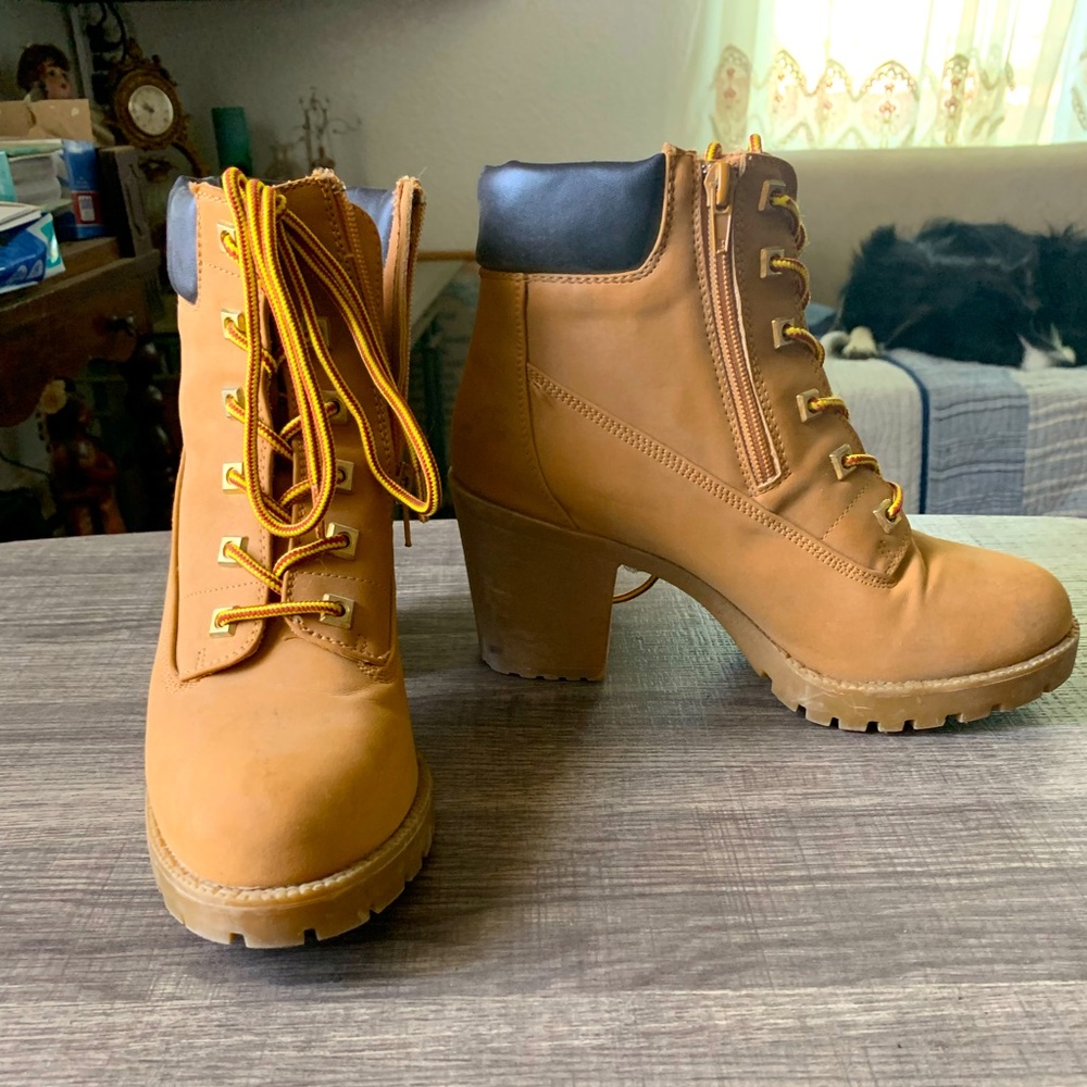 Ziggy Soho boots 7.5